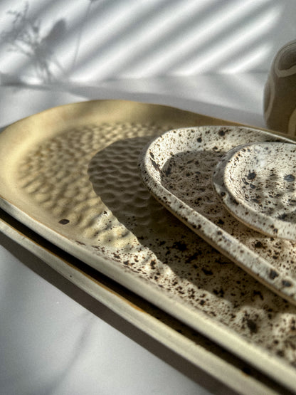 LARGE OVAL TRAY