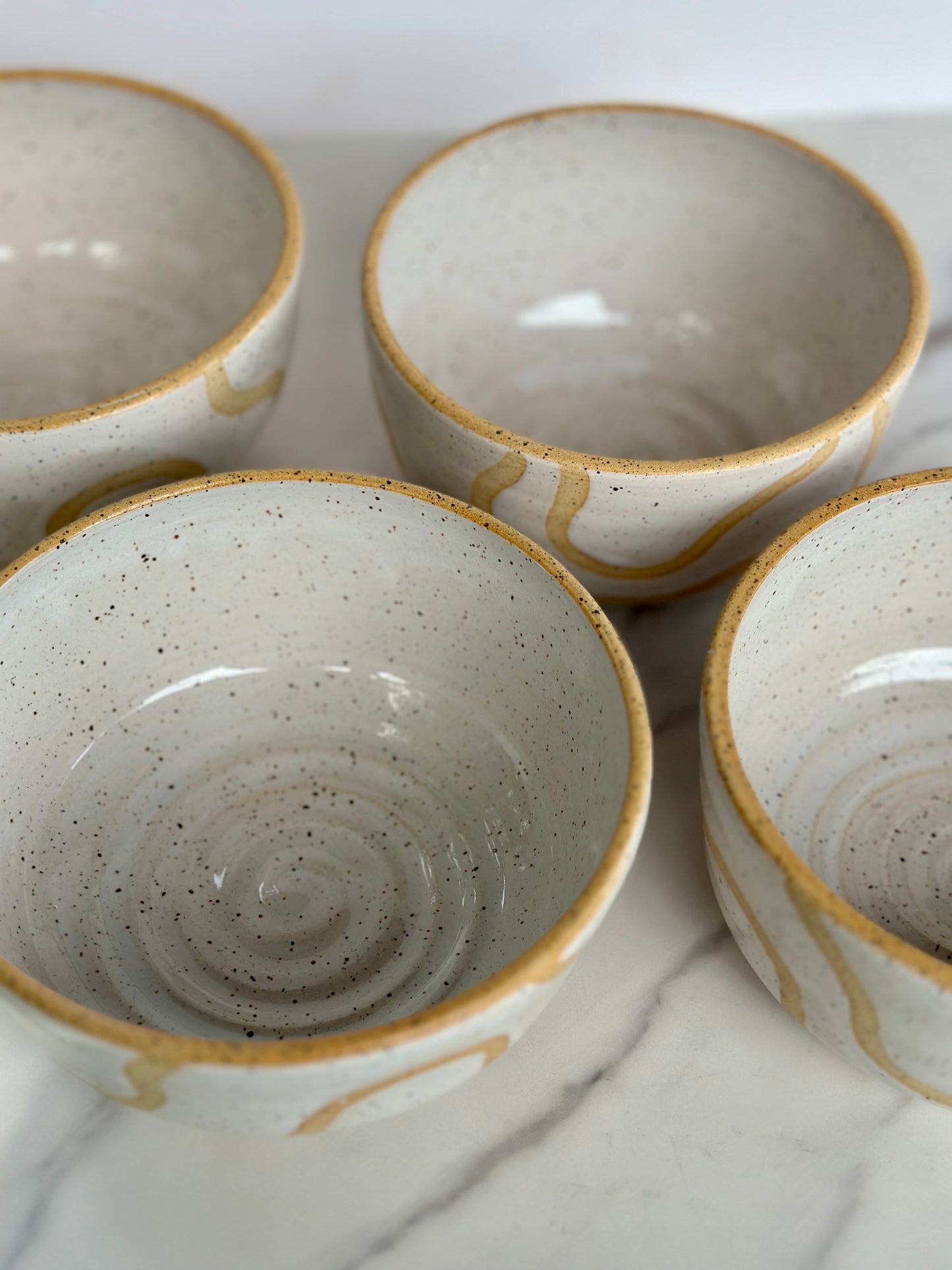 WHITE ABSTRACT BOWL - RAW RIM