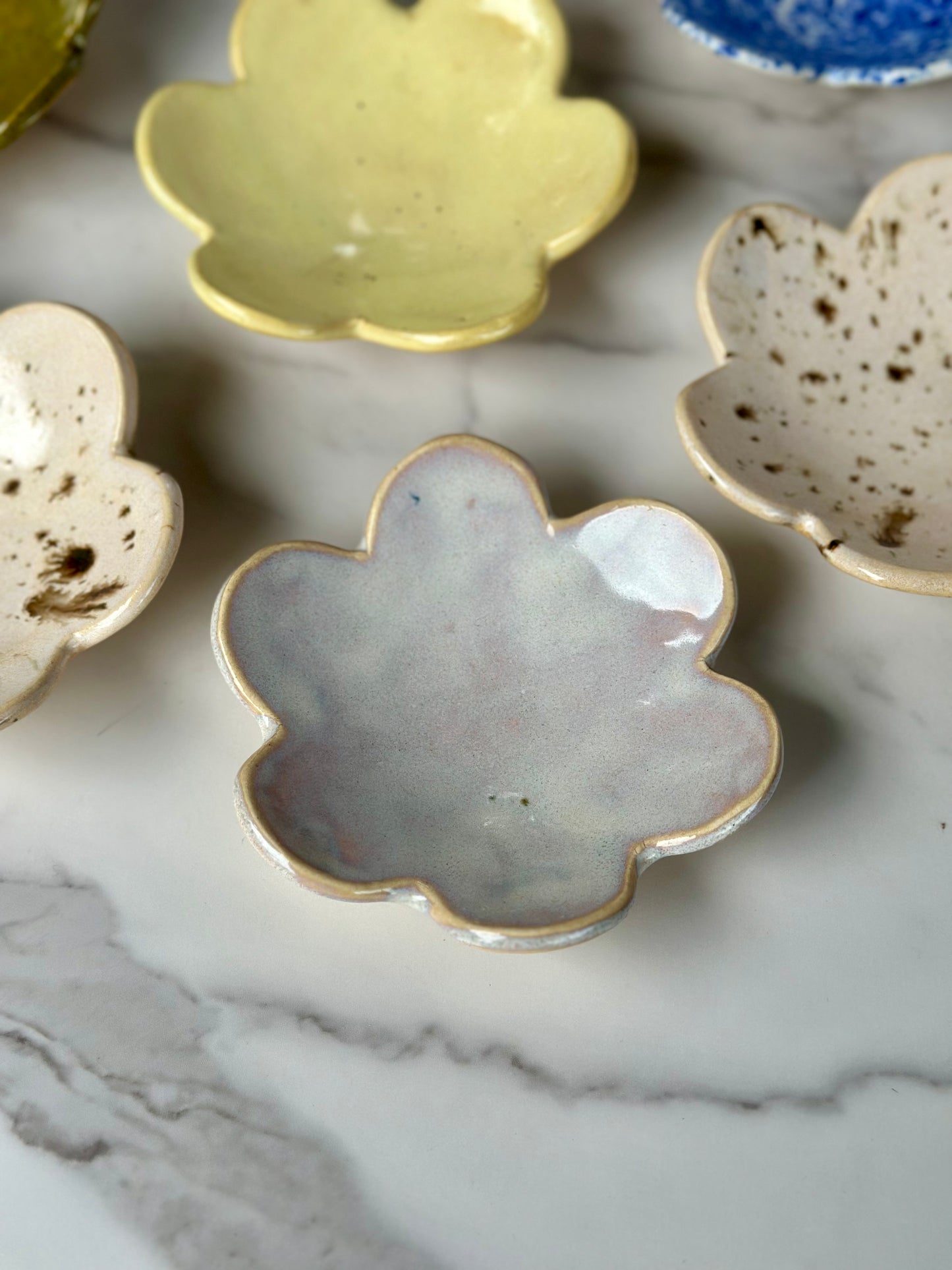 FLOWER TRINKET DISH - MOON RIVER