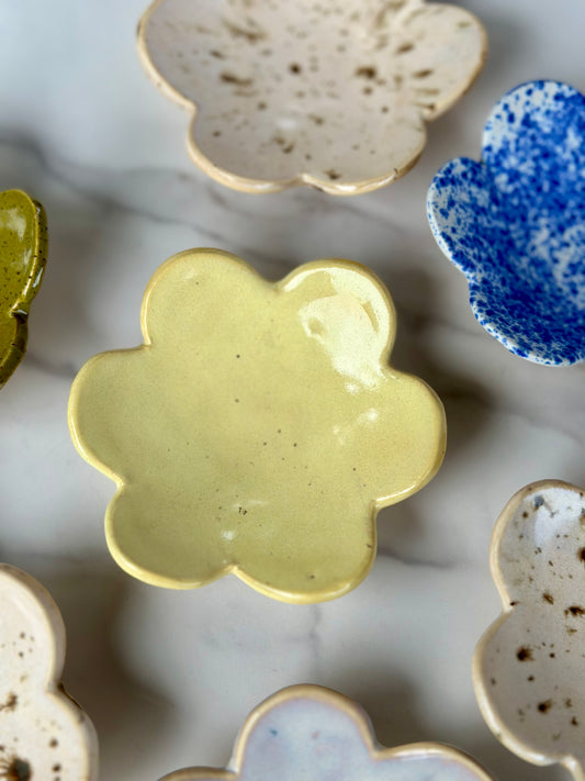 FLOWER TRINKET DISH - YELLOW
