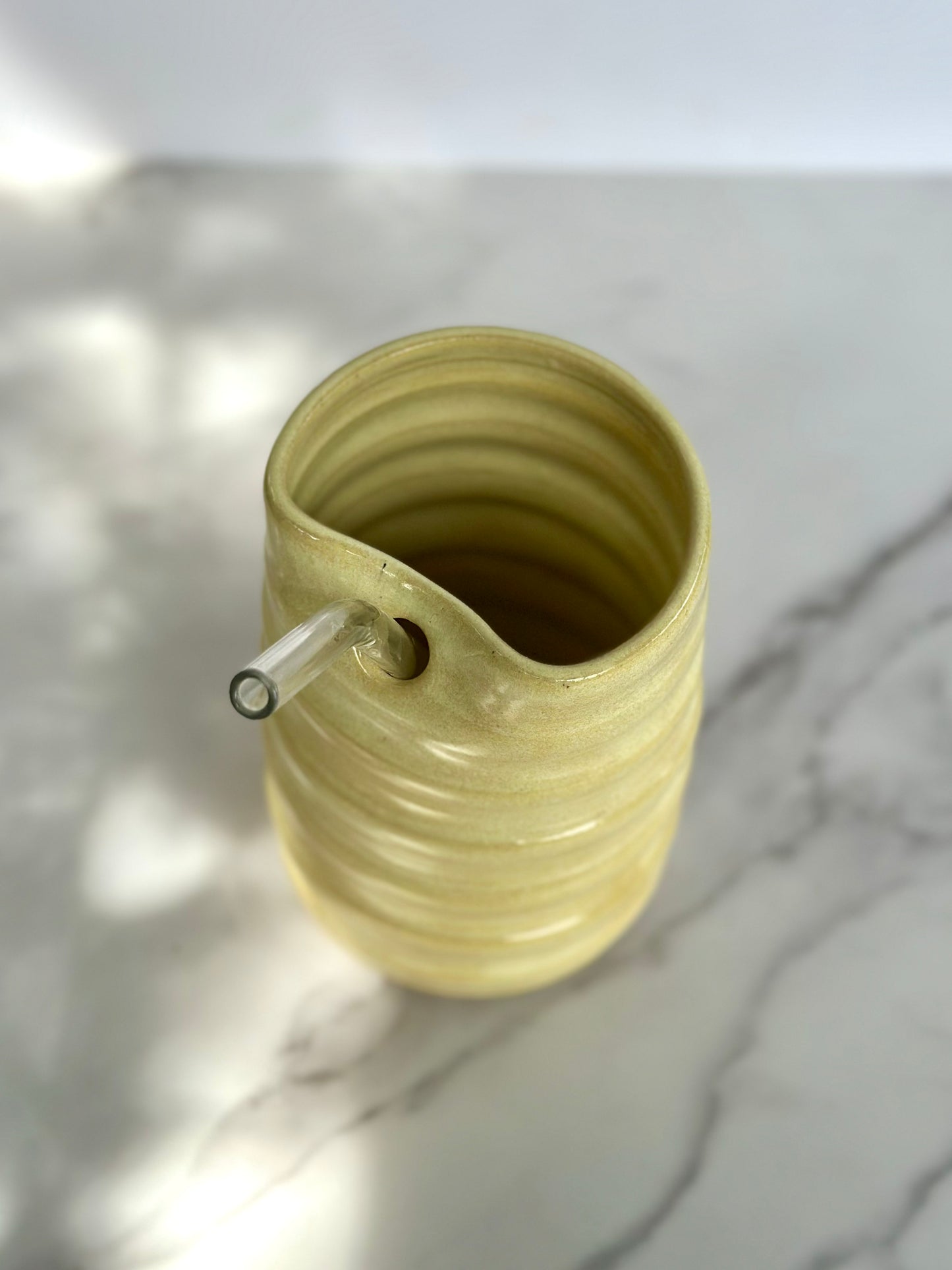 YELLOW WAVY STRAW TUMBLER
