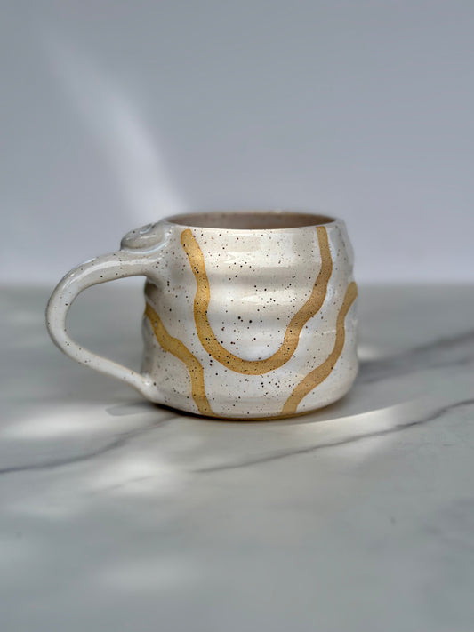WHTIE ABSTRACT SMALL WAVY MUG