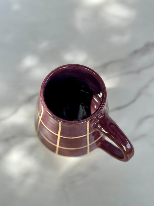 SMOKEY MERLOT GRID MUG