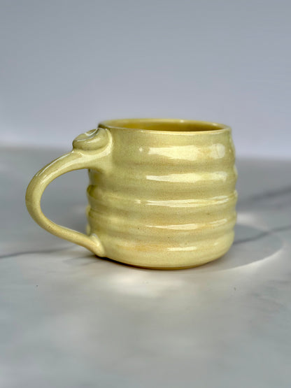 YELLOW SMALL WAVY MUG