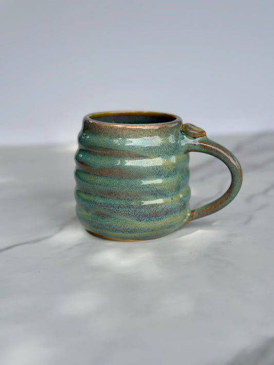 BLUE SMALL WAVY MUG